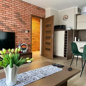 https://apartamenty-villa-incognito.szklarskaporebahotels.net